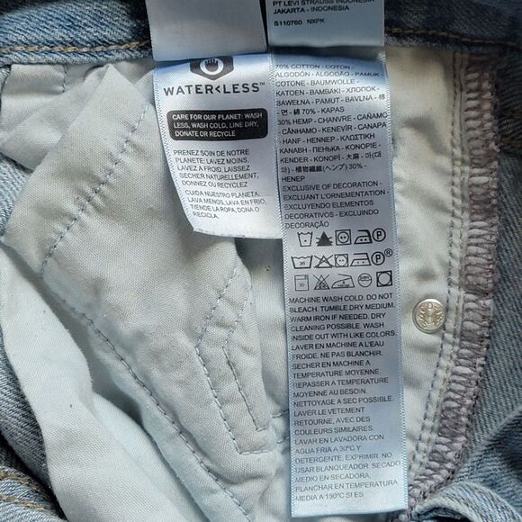 Levi's Women's High Rise Jeans - Light Blue - Picture 6 of 10